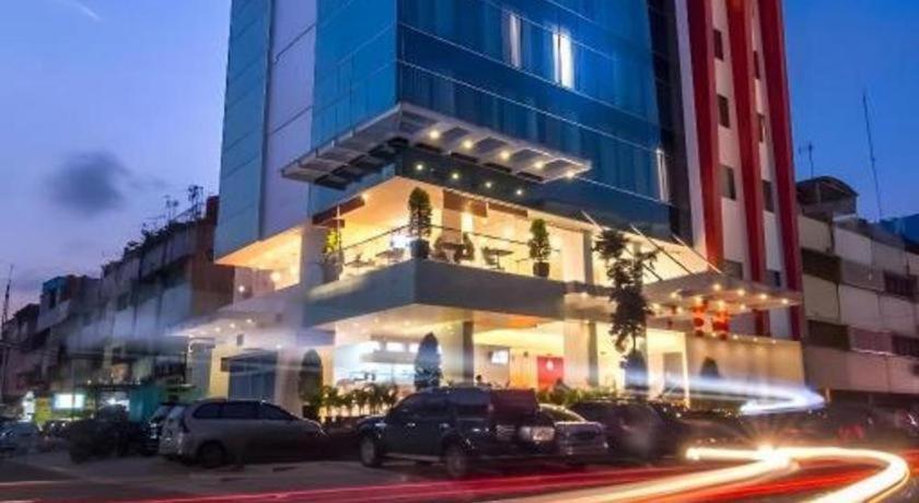 Redstar Hotel Джакарта Экстерьер фото